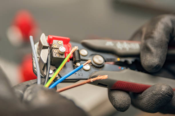 Best Electrical Repair Services  in Oakbrook Terrace, IL